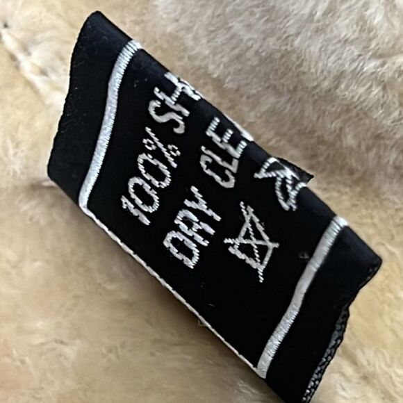 SHEARING REAL FUR LINED COAT SIZE M - Picture 14 of 16